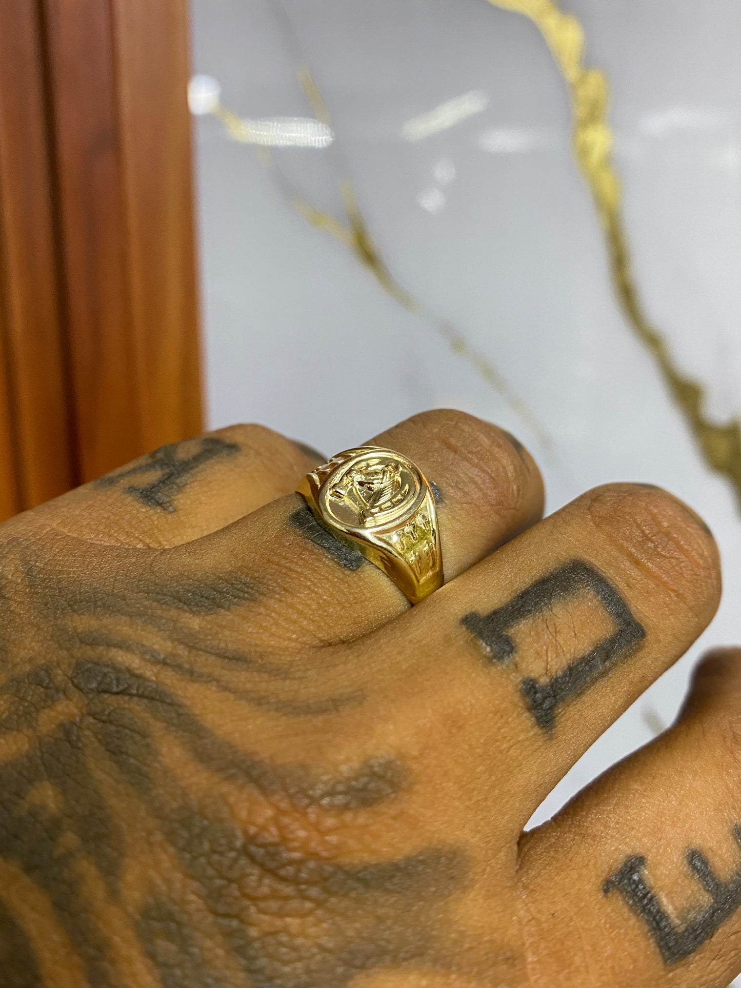Anillo Equino Troquelado