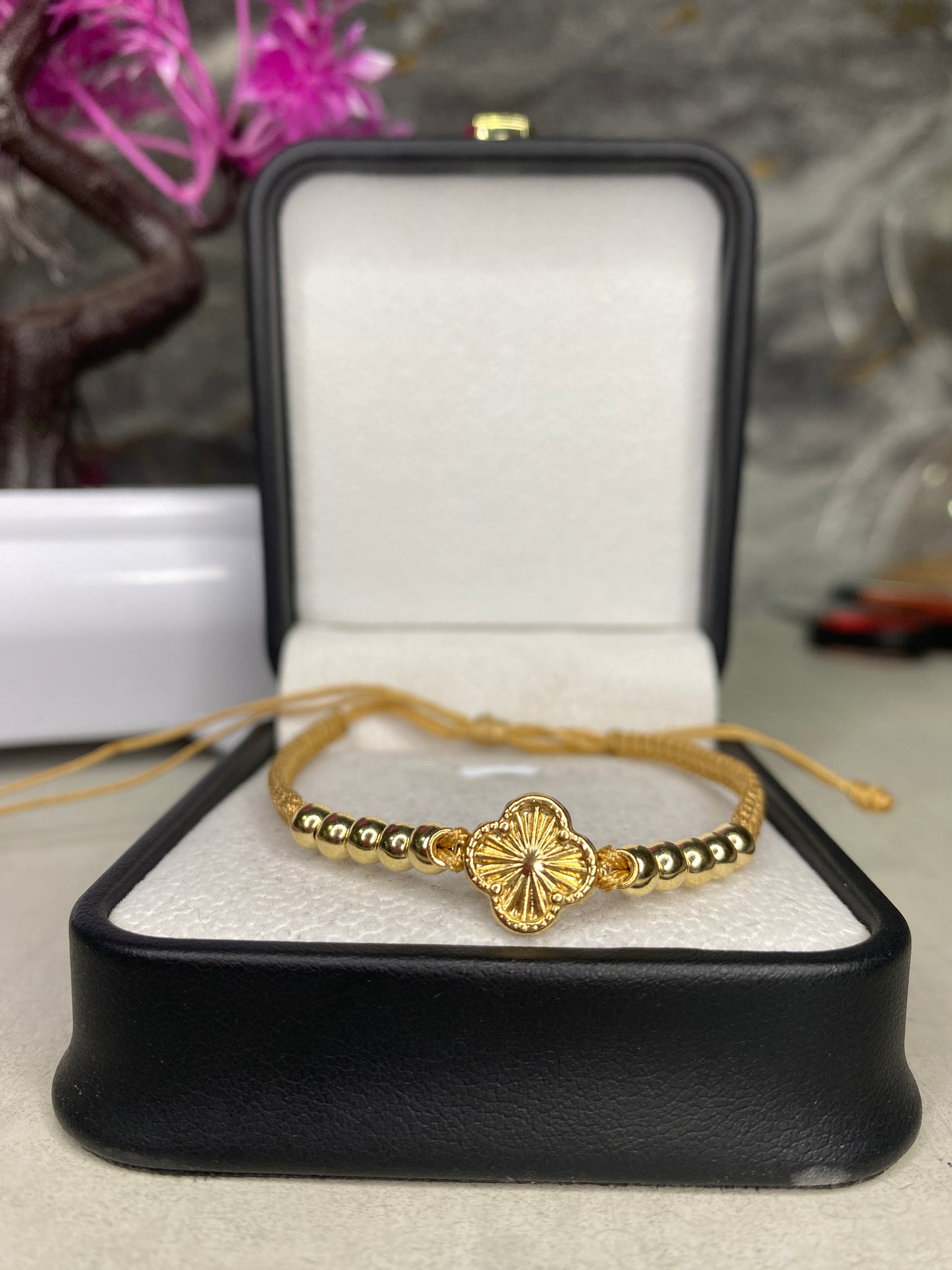Pulsera Van Cleef Dorada #4 lisa