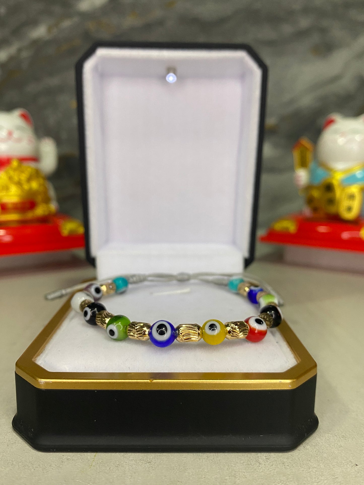 Pulsera de protección Barriles italianos y Ojos turcos esféricos
