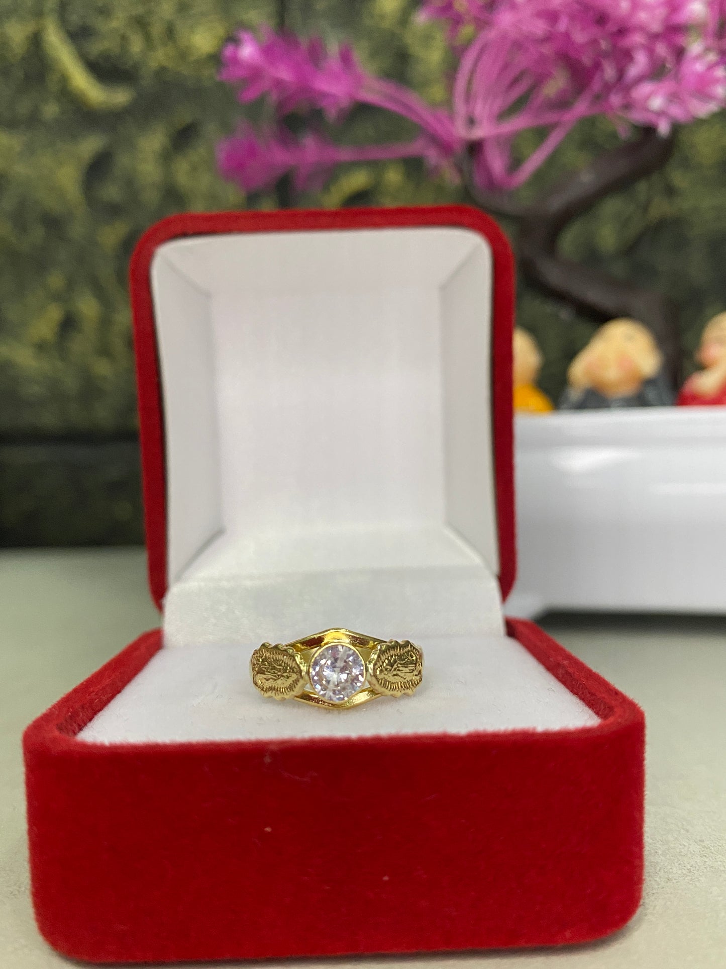 Anillo Guadalupe silueta circon blanco Talla 6