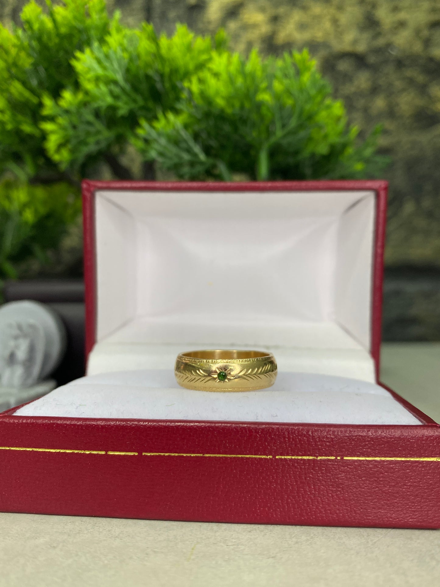 Argolla Matrimonial Circon verde Talla 6