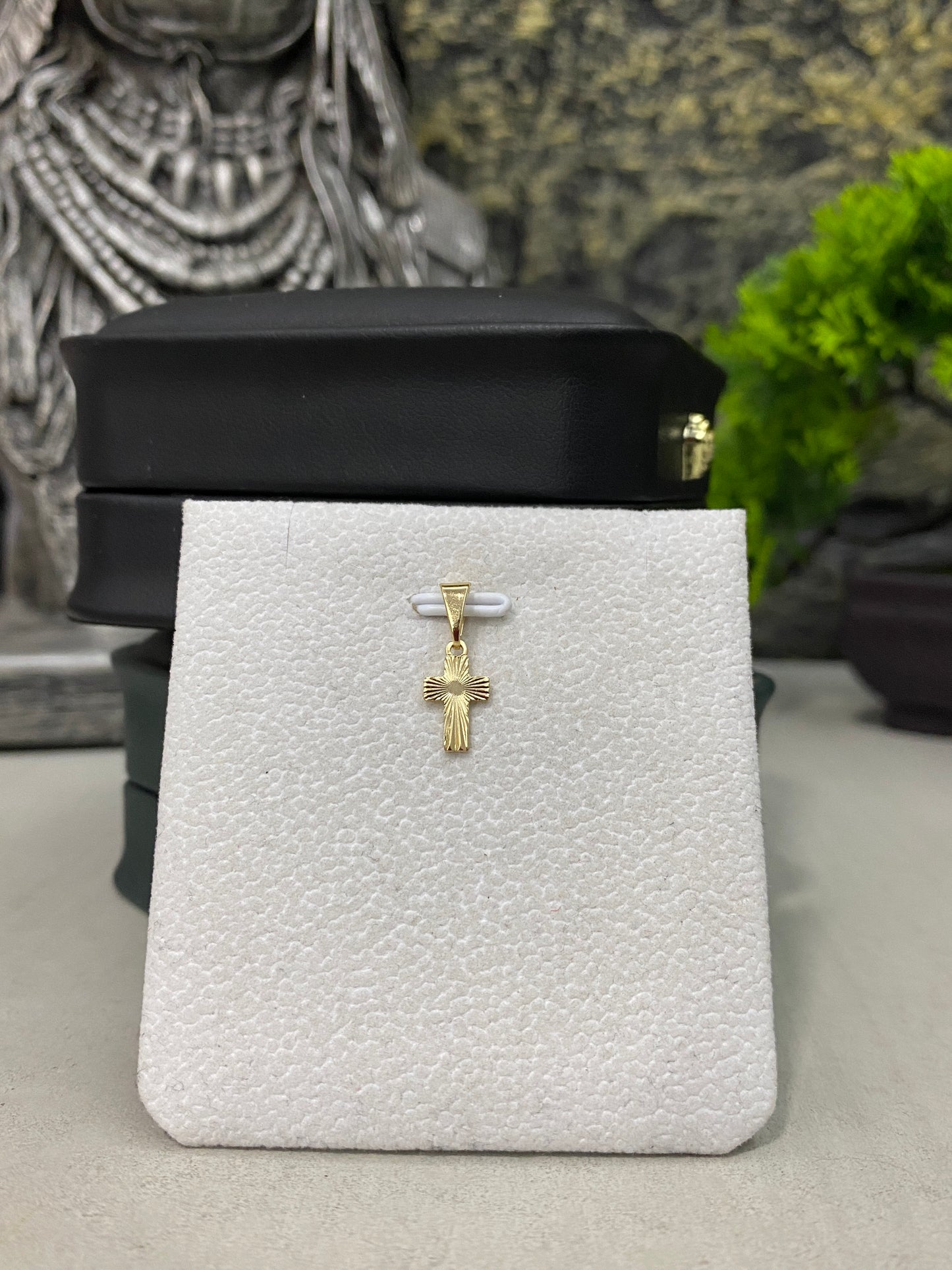 Dije Cruz diamantada mini