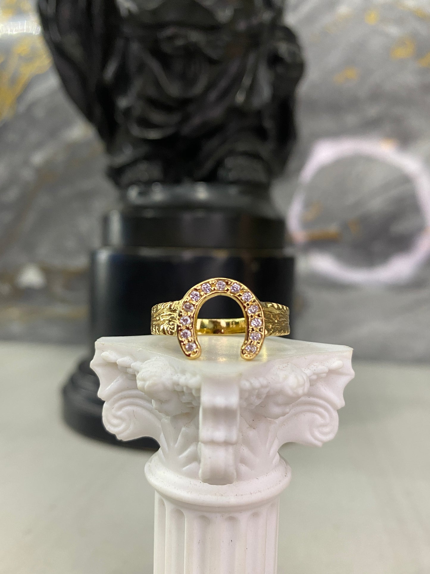 Anillo Importado Herradura Circonada Talla 10,5