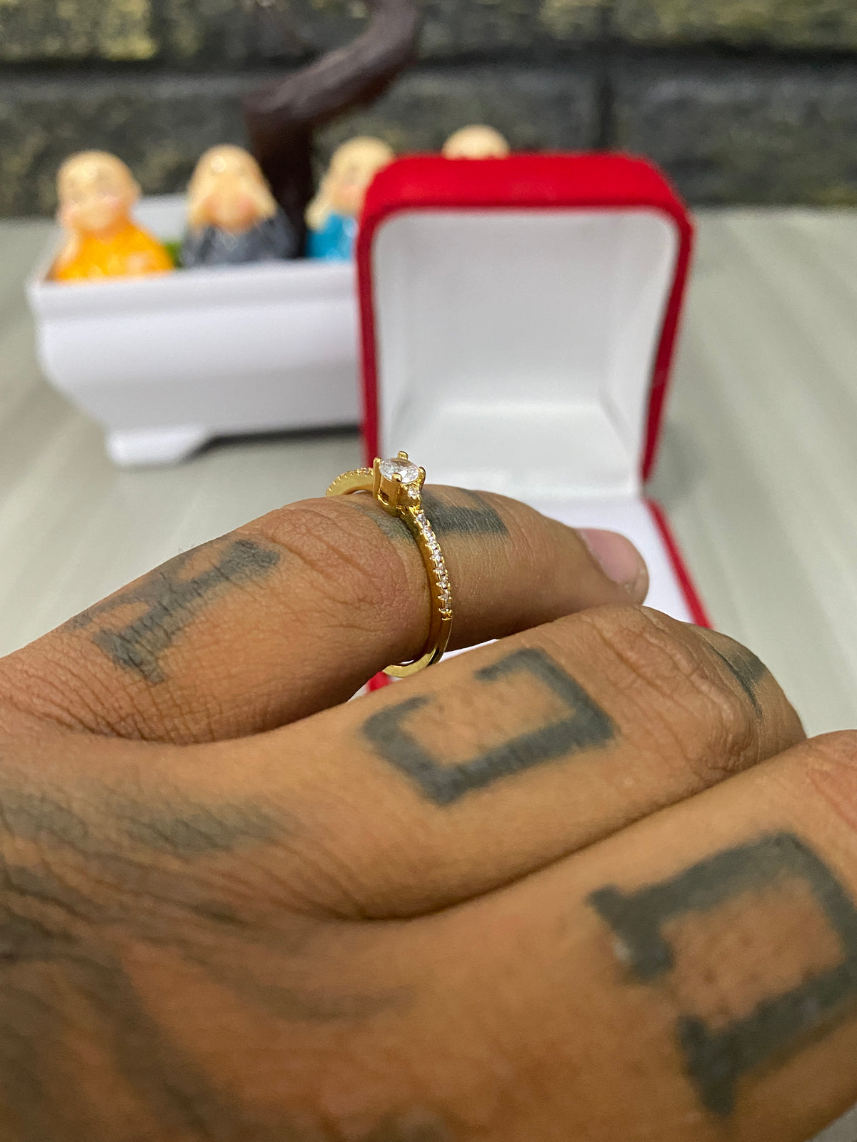 Anillo Importado Solitario circones delicado Talla 6,5
