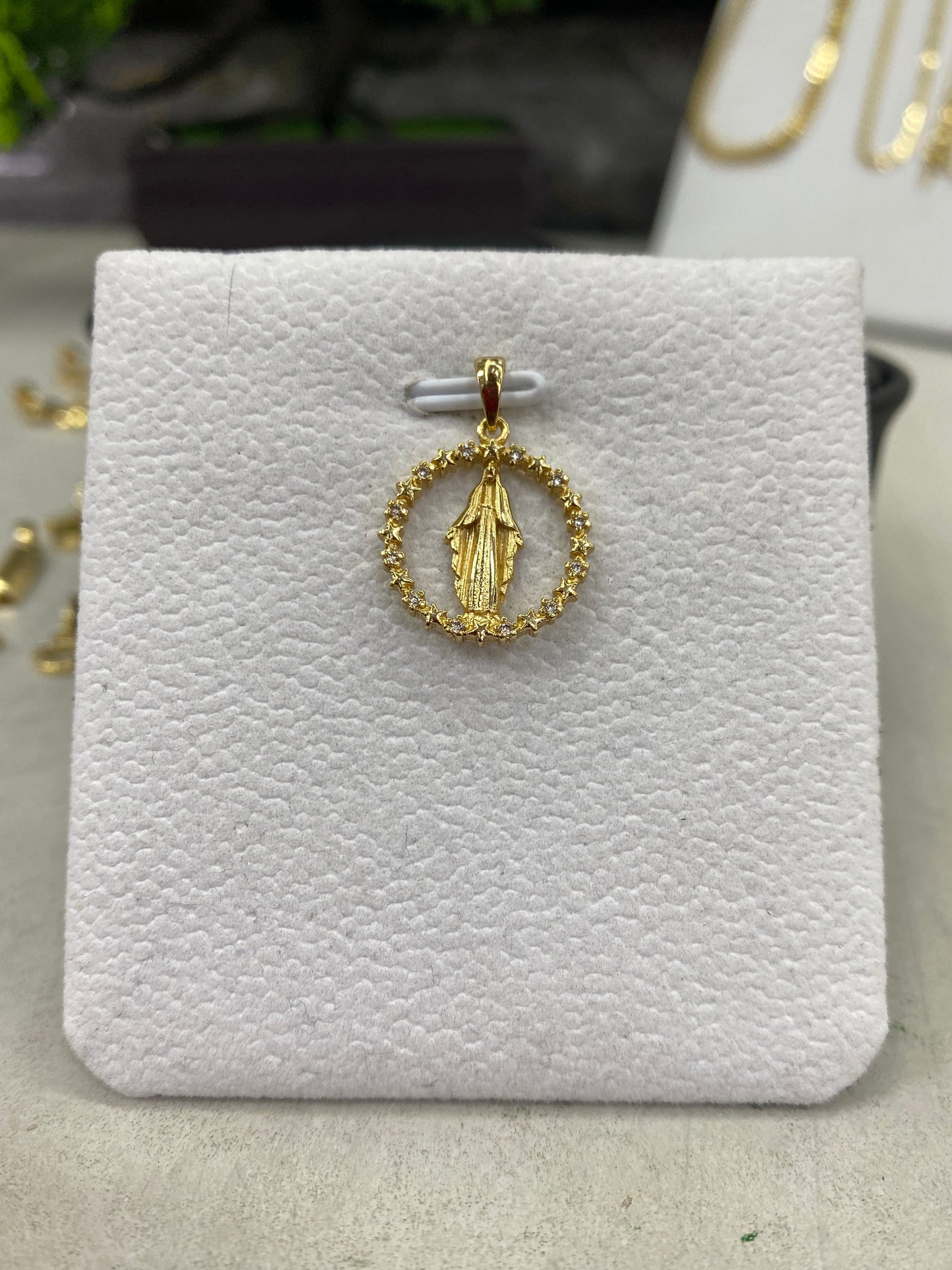 Dije Virgen milagrosa aro circonada