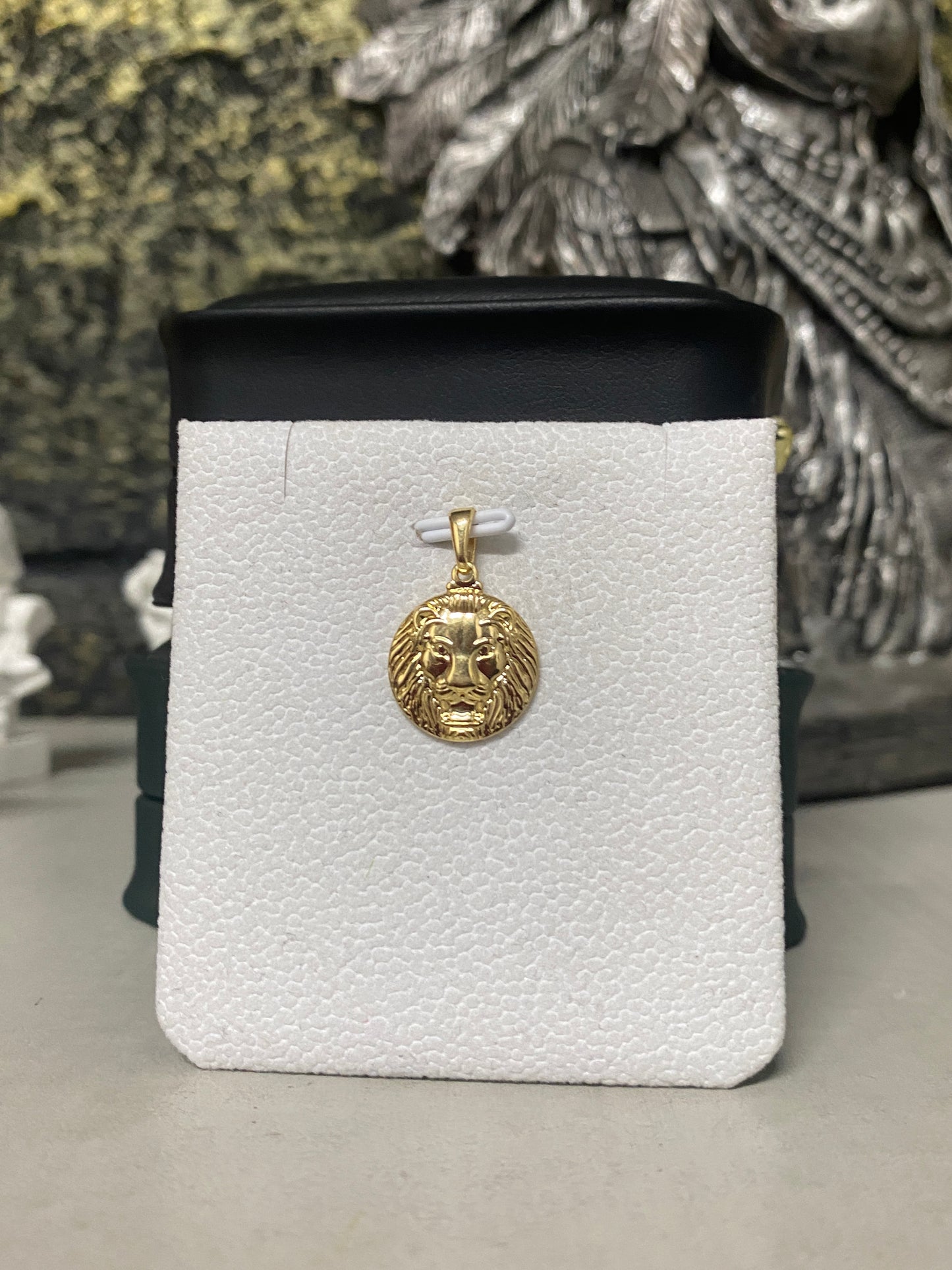 Dije Medalla Leon