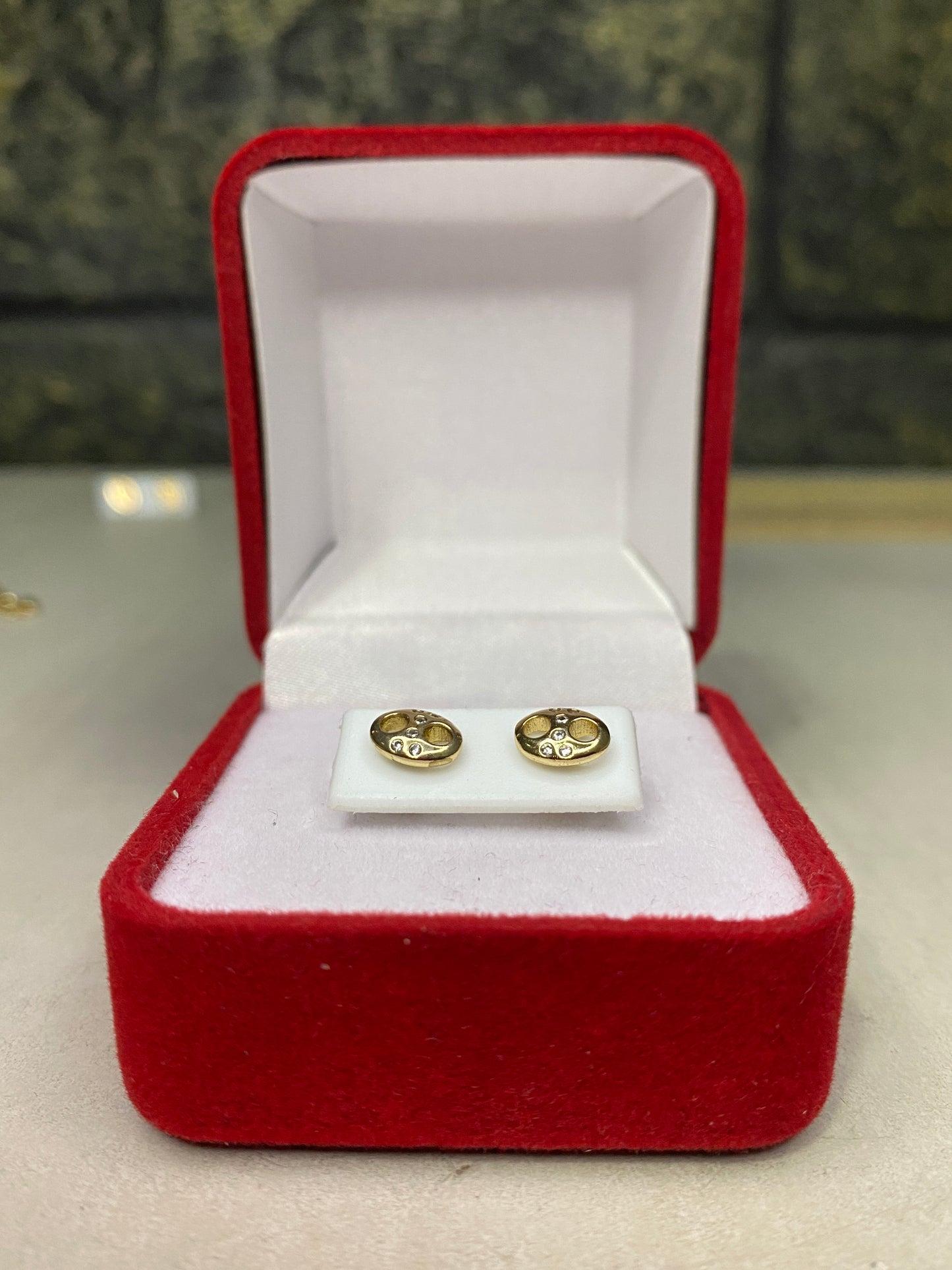 Topos Gucci circonados