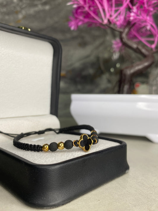 Pulsera Van Cleef negra sencilla