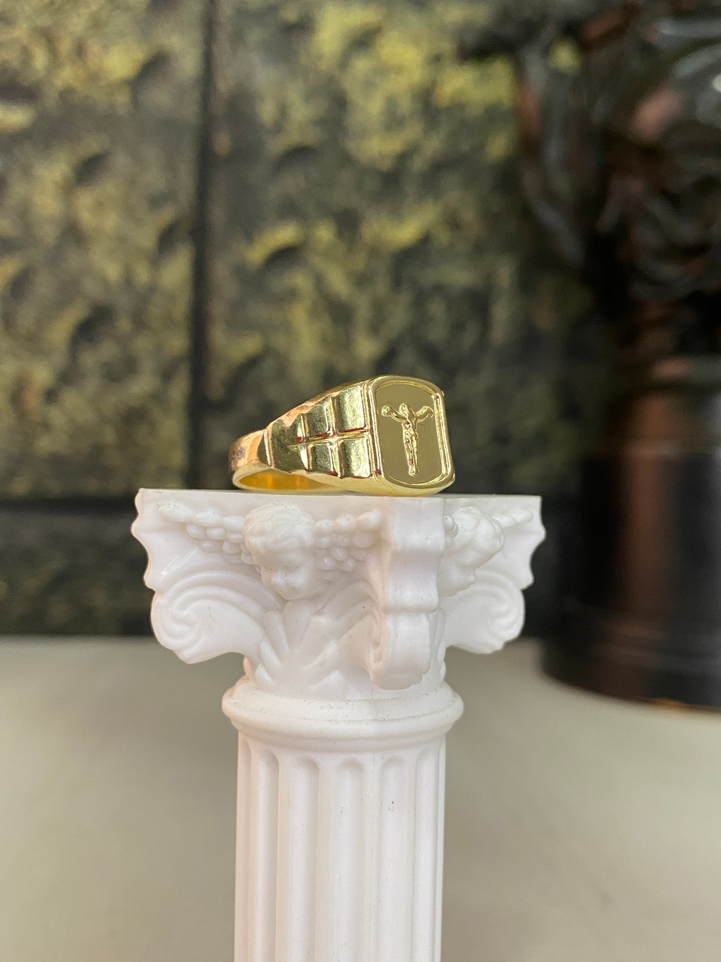 Anillo Crucifijo cuadrado Troquelado Talla 9