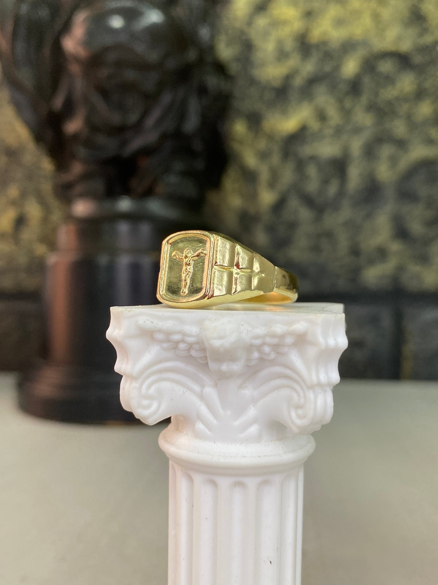 Anillo Crucifijo cuadrado Troquelado Talla 9