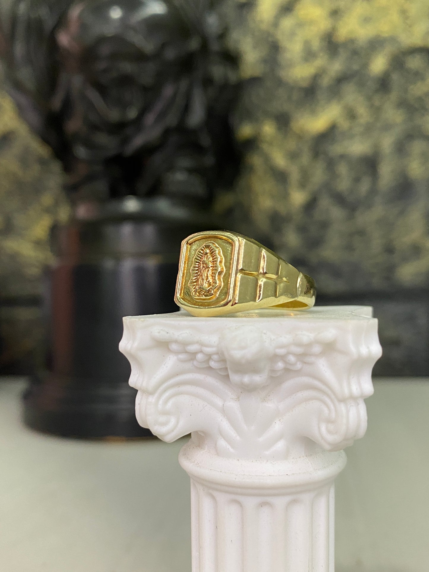 Anillo Guadalupe silueta cuadrado Troquelado Talla 9