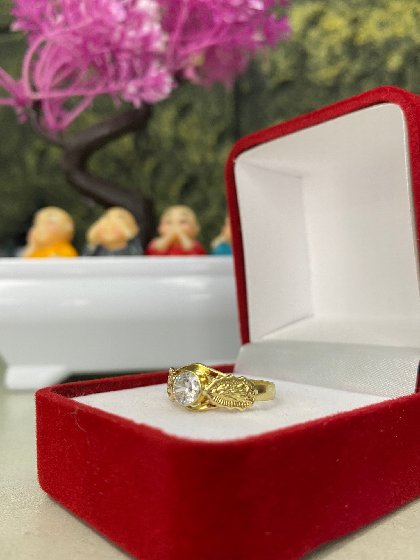 Anillo Guadalupe silueta circon blanco Talla 6