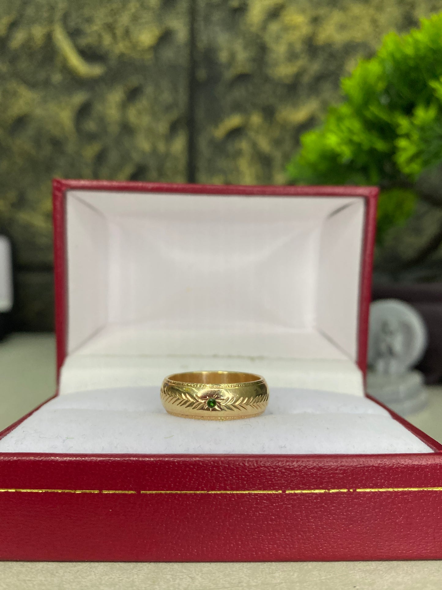Argolla Matrimonial Circon verde Talla 7