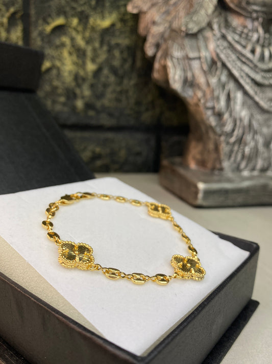 Pulso Gucci Van Cleef dorado