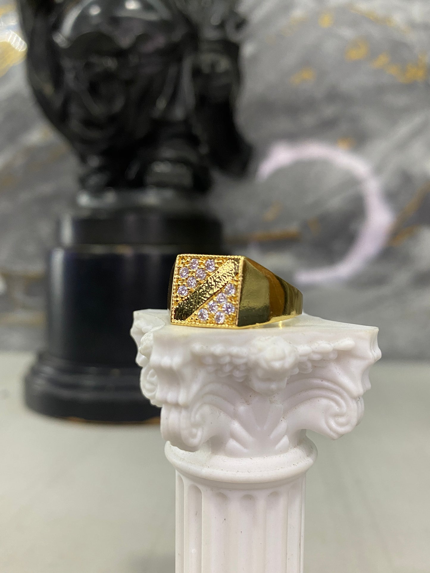 Anillo Importado Cuadrado Circonado Talla 10