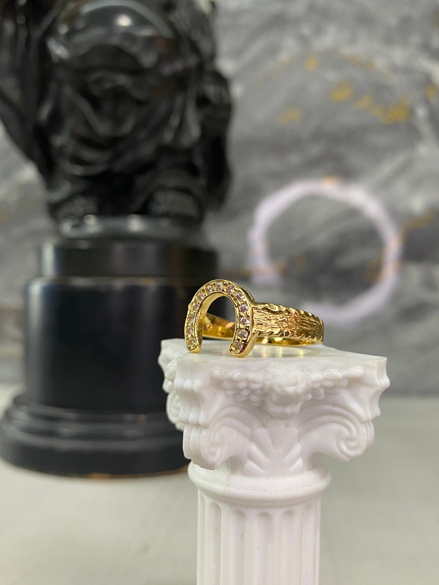 Anillo Importado Herradura Circonada Talla 10,5