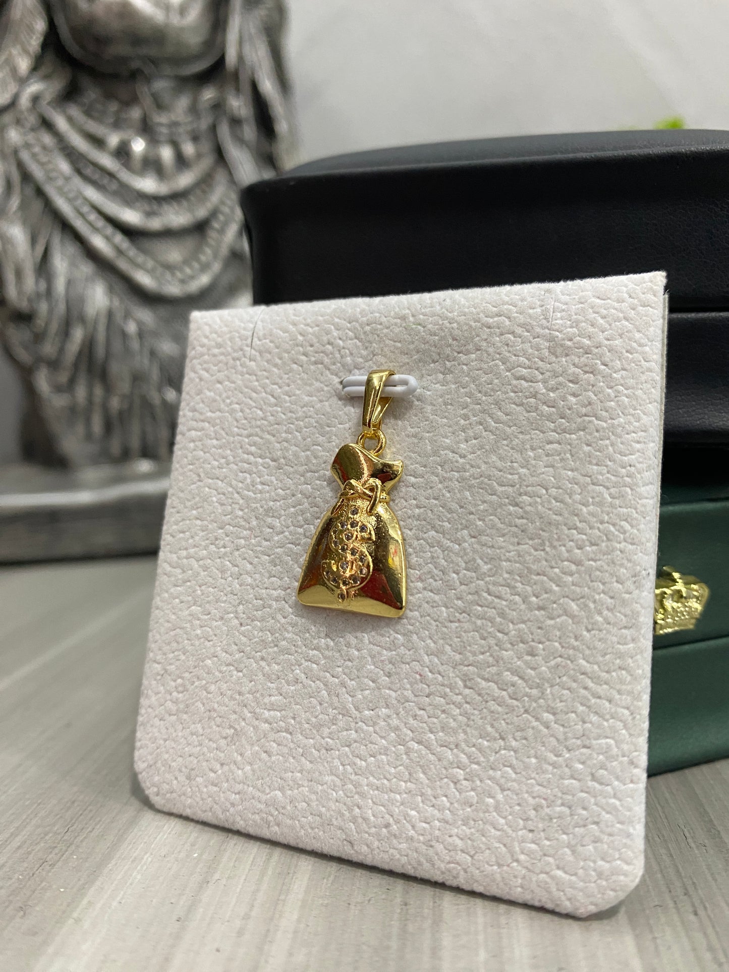 Dije Bolsa dinero grande