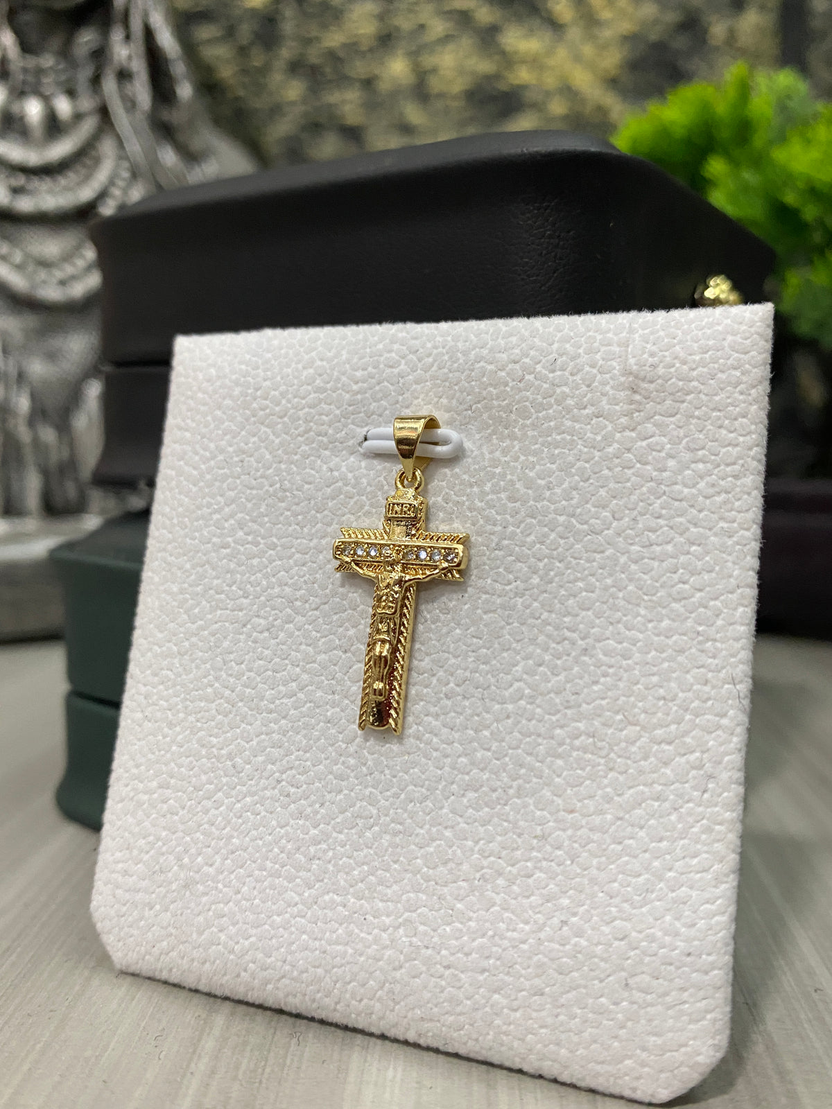 Dije Crucifico inri circones blancos