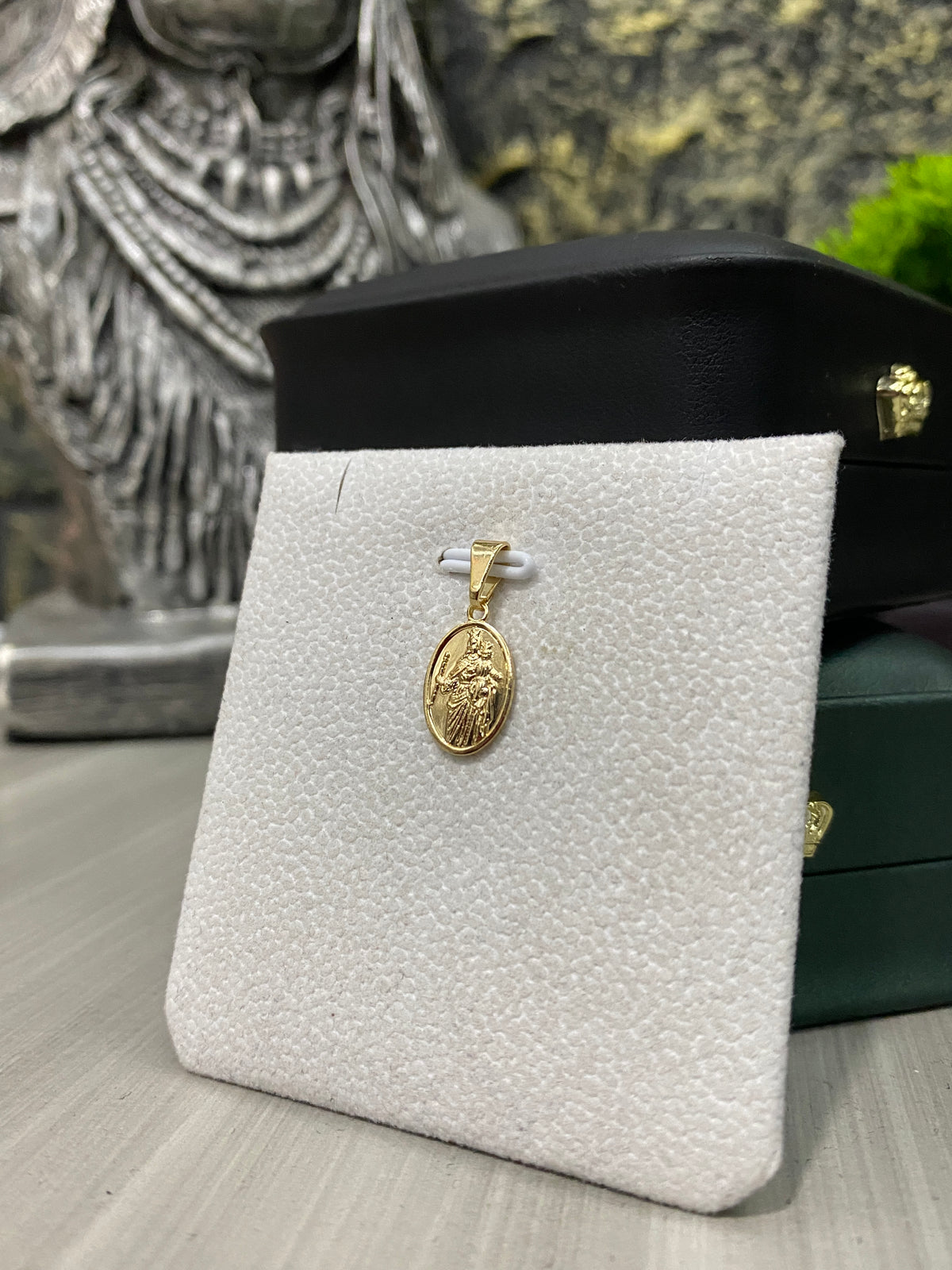 Dije Virgen Auxiliadora