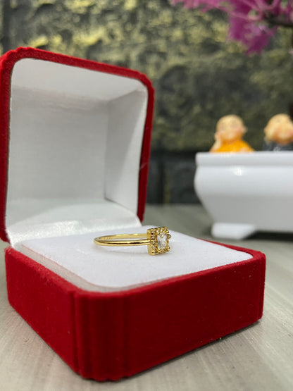 Anillo Importado Circon rectangular Talla 8