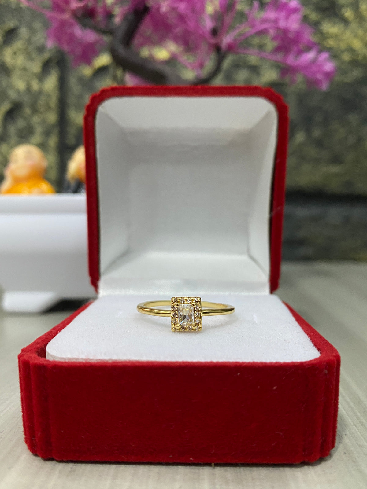 Anillo Importado Circon rectangular Talla 8