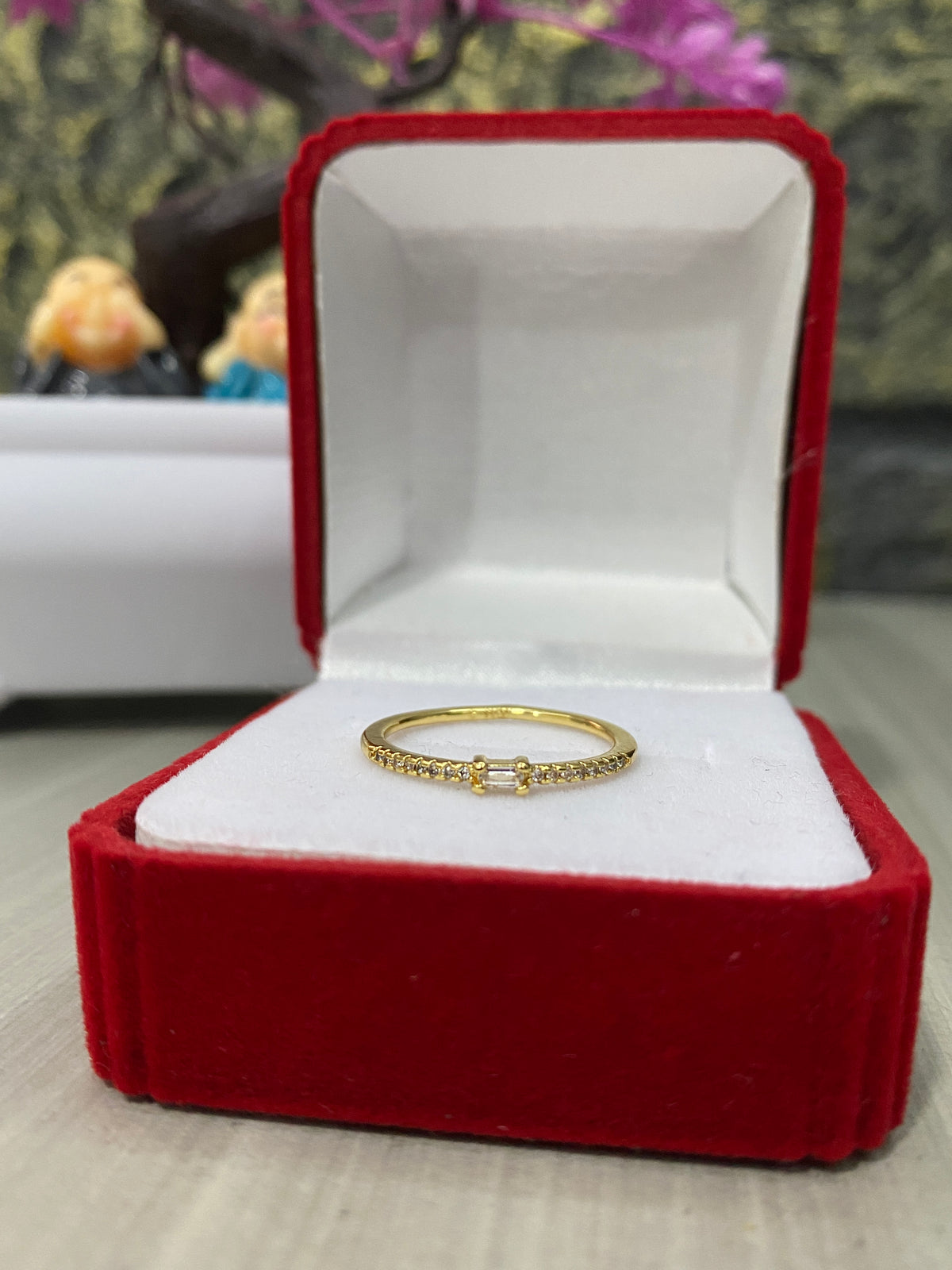 Anillo Importado Delicado Circones blancos Talla 7,5
