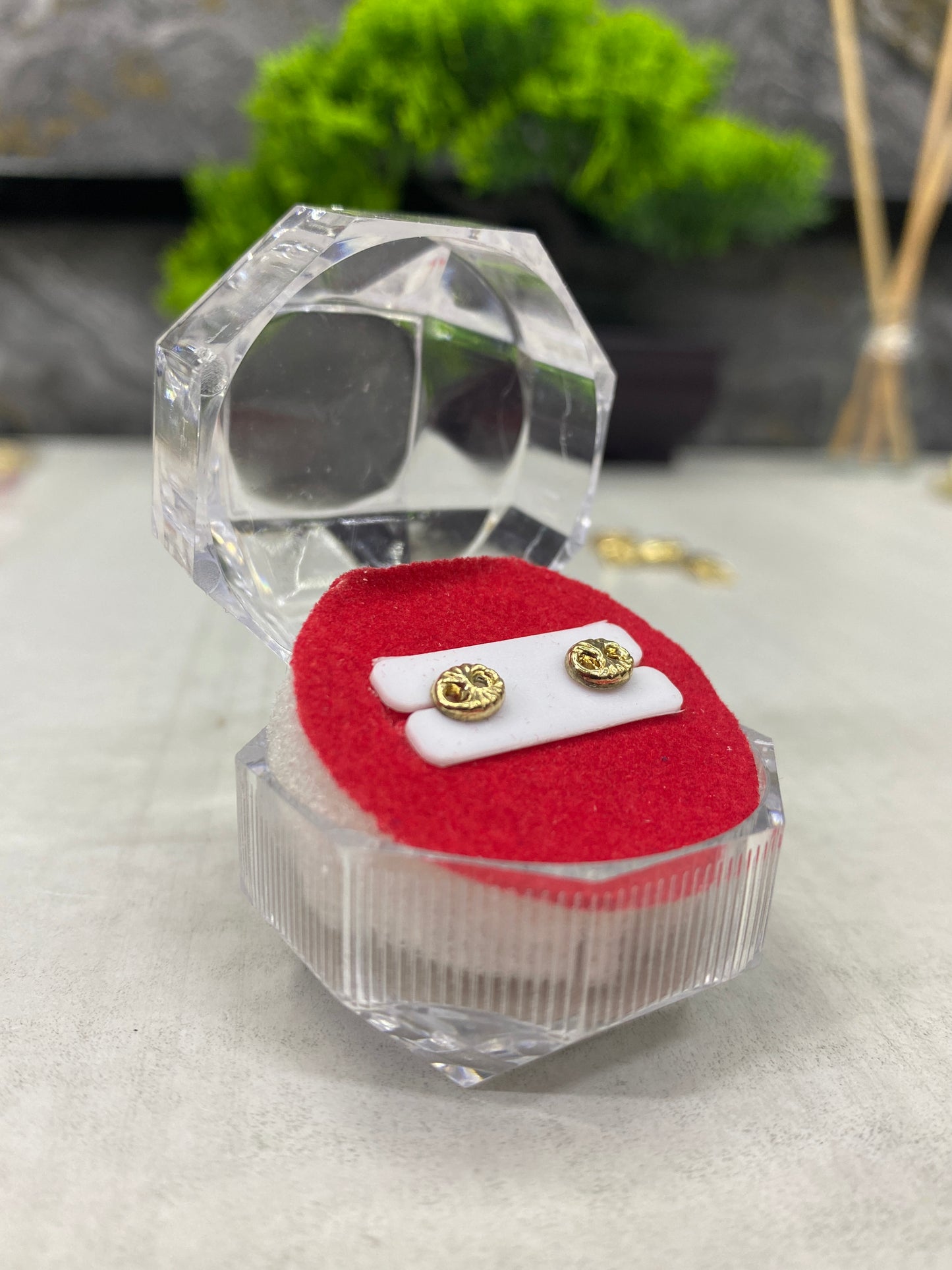 Topos Gucci diamantados Rosca seguridad